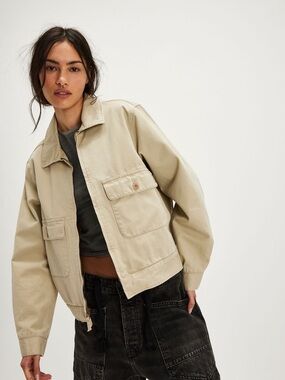 Dockers × Transnomadica x Free People
Series Mechanics Utility Jacket never worn